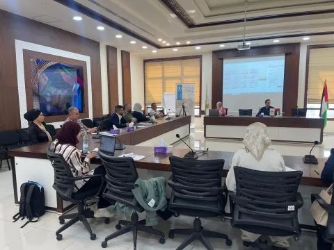Customer story: Palestinian Employment Fund (Inveeto on LinkedIn)